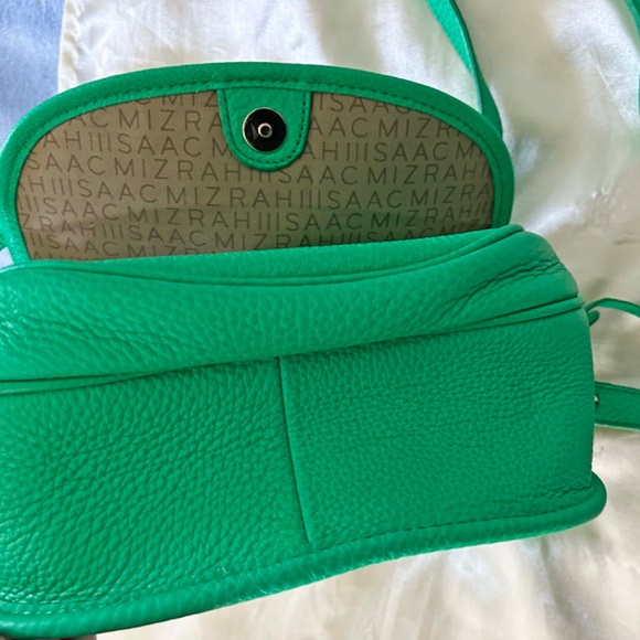 SADDLE BAG, ISAAC MIZRAHI SOFT LEATHER, SHAMROCK GREEN, SHOULDER STRAP, LINED - Picture 6 of 13